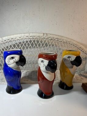 Vintage Two Macaw Bird Tiki Ceramic 8" Vase Mug Tumbler Steins Parrot Blue Green
